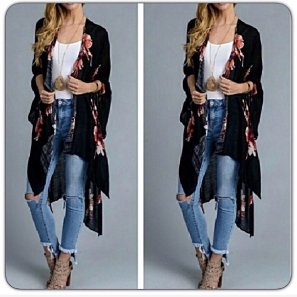 Boho Chic Black Floral Kimono With Armholes - Picture 6 of 8